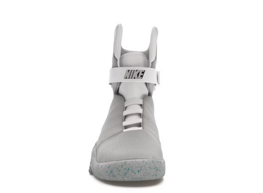 Nike MAG 'Regreso al futuro' (2011)
